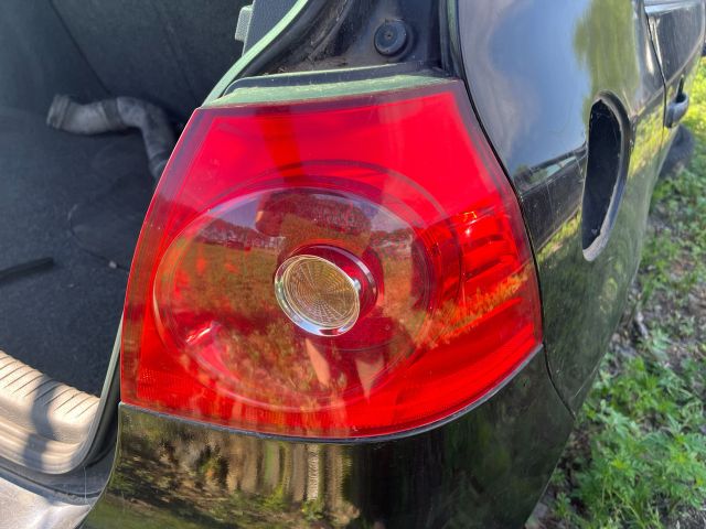 bontott VW GOLF V Jobb első Sárvédő