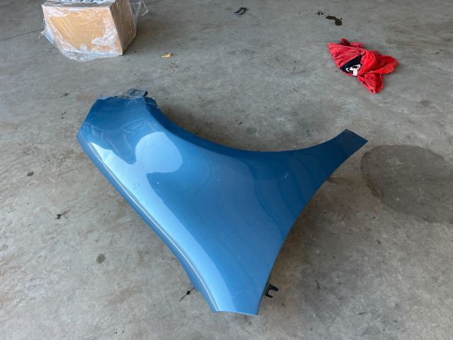 bontott VW GOLF V Jobb első Sárvédő