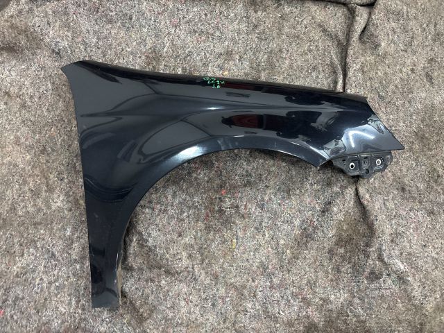 bontott VW GOLF V Jobb első Sárvédő