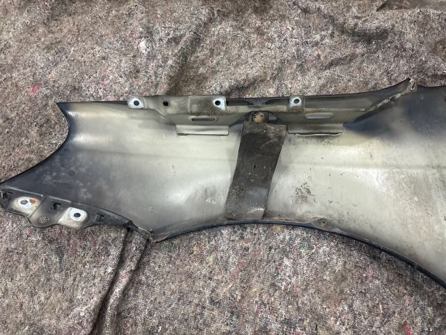 bontott VW GOLF V Jobb első Sárvédő