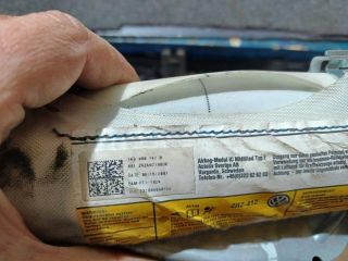 bontott VW GOLF V Jobb Fejlégzsák