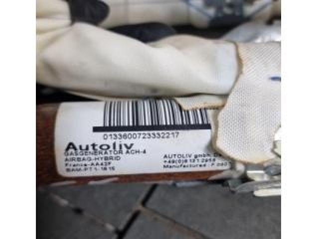 bontott VW GOLF V Jobb Fejlégzsák