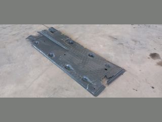 bontott VW GOLF V Jobb Fenéklemez