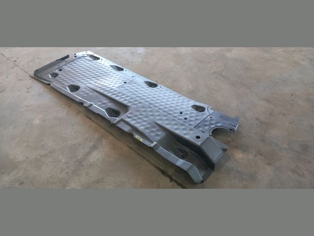 bontott VW GOLF V Jobb Fenéklemez