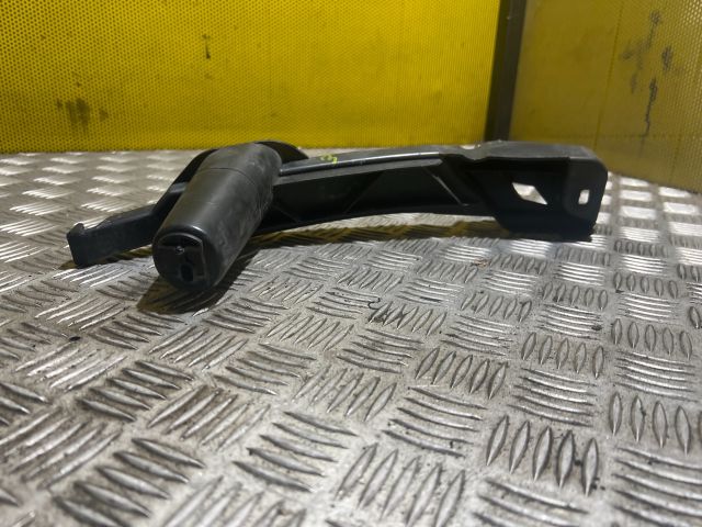 bontott VW GOLF V Jobb Fényszóró Tartó