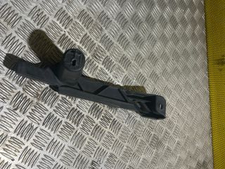 bontott VW GOLF V Jobb Fényszóró Tartó