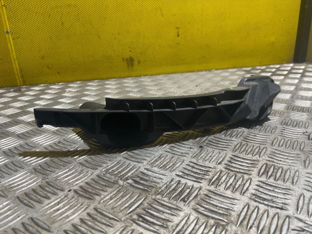 bontott VW GOLF V Jobb Fényszóró Tartó