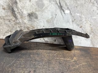 bontott VW GOLF V Jobb Fényszóró Tartó