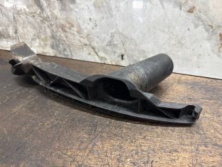 bontott VW GOLF V Jobb Fényszóró Tartó