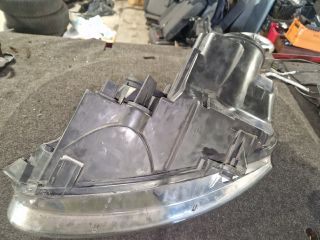 bontott VW GOLF V Jobb Fényszóró