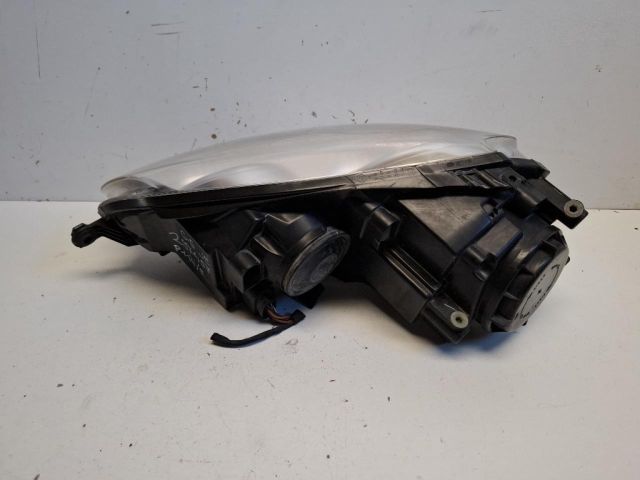 bontott VW GOLF V Jobb Fényszóró