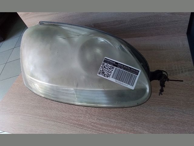 bontott VW GOLF V Jobb Fényszóró