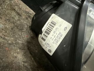 bontott VW GOLF V Jobb Fényszóró