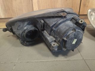 bontott VW GOLF V Jobb Fényszóró