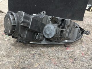 bontott VW GOLF V Jobb Fényszóró