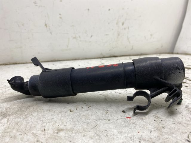 bontott VW GOLF V Jobb Fényszórómosó Fúvóka