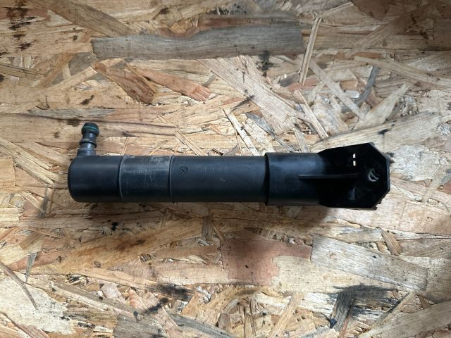 bontott VW GOLF V Jobb Fényszórómosó Fúvóka