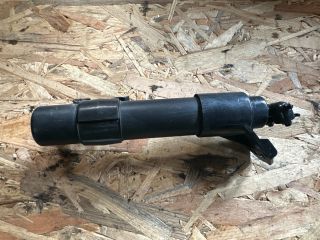 bontott VW GOLF V Jobb Fényszórómosó Fúvóka