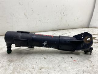 bontott VW GOLF V Jobb Fényszórómosó Fúvóka