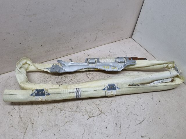 bontott VW GOLF V Jobb Függönylégzsák és Oldallégzsák