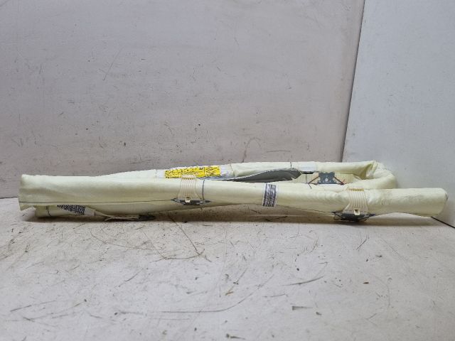 bontott VW GOLF V Jobb Függönylégzsák és Oldallégzsák