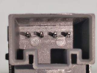 bontott VW GOLF V Jobb hátsó Ablakemelő Kapcsoló