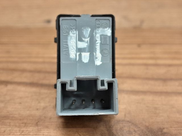 bontott VW GOLF V Jobb hátsó Ablakemelő Kapcsoló