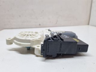 bontott VW GOLF V Jobb hátsó Ablakemelő Motor
