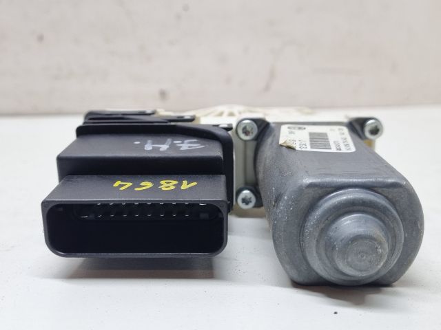 bontott VW GOLF V Jobb hátsó Ablakemelő Motor