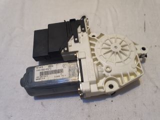bontott VW GOLF V Jobb hátsó Ablakemelő Motor