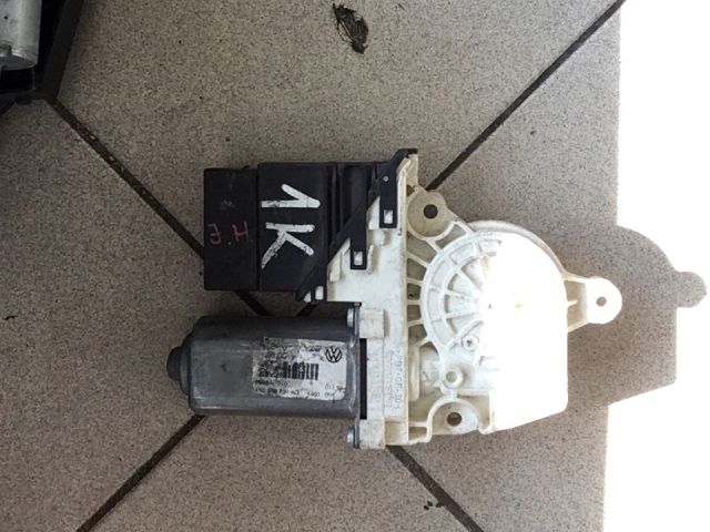 bontott VW GOLF V Jobb hátsó Ablakemelő Motor