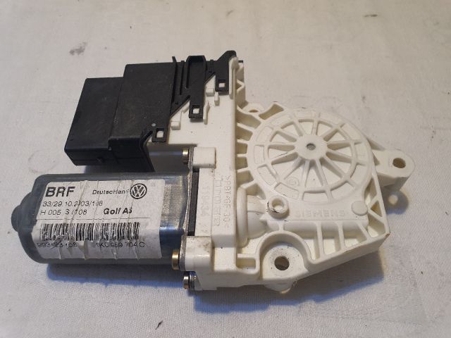 bontott VW GOLF V Jobb hátsó Ablakemelő Motor