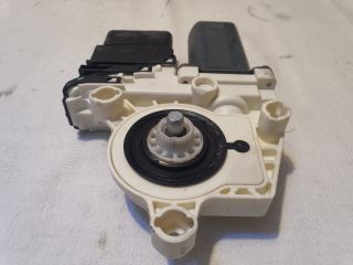 bontott VW GOLF V Jobb hátsó Ablakemelő Motor