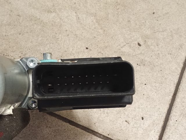 bontott VW GOLF V Jobb hátsó Ablakemelő Motor