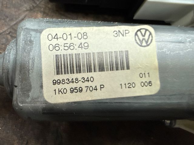 bontott VW GOLF V Jobb hátsó Ablakemelő Motor