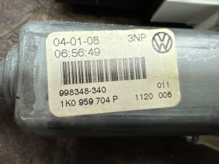 bontott VW GOLF V Jobb hátsó Ablakemelő Motor