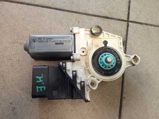 bontott VW GOLF V Jobb hátsó Ablakemelő Motor