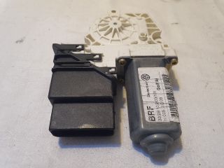 bontott VW GOLF V Jobb hátsó Ablakemelő Motor