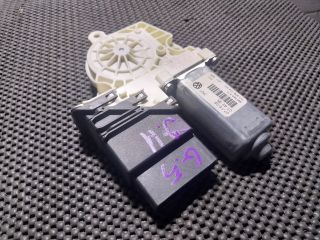 bontott VW GOLF V Jobb hátsó Ablakemelő Motor