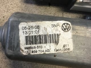 bontott VW GOLF V Jobb hátsó Ablakemelő Motor
