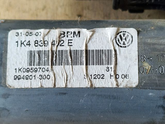 bontott VW GOLF V Jobb hátsó Ablakemelő Motor