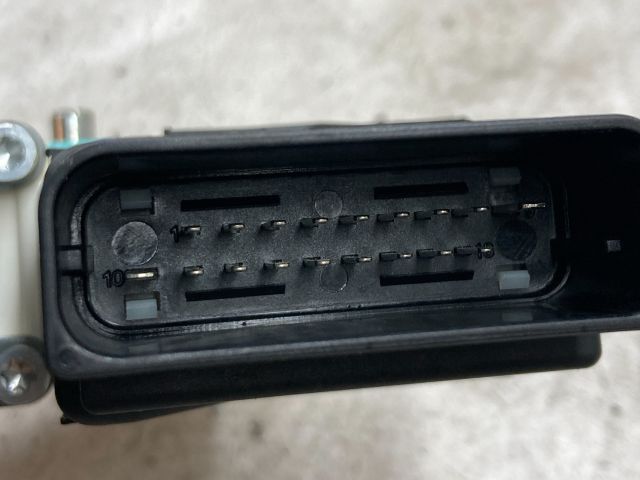 bontott VW GOLF V Jobb hátsó Ablakemelő Motor