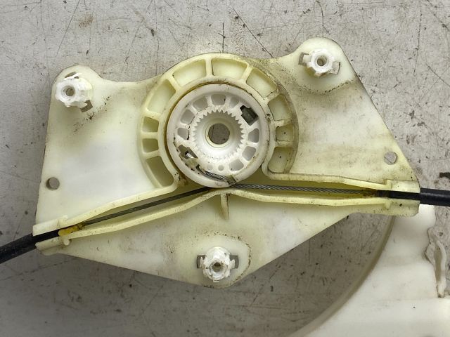 bontott VW GOLF V Jobb hátsó Ablakemelő Szerkezet (Elektromos)