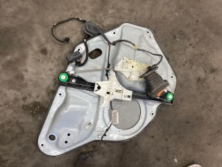 bontott VW GOLF V Jobb hátsó Ablakemelő Szerkezet (Elektromos)