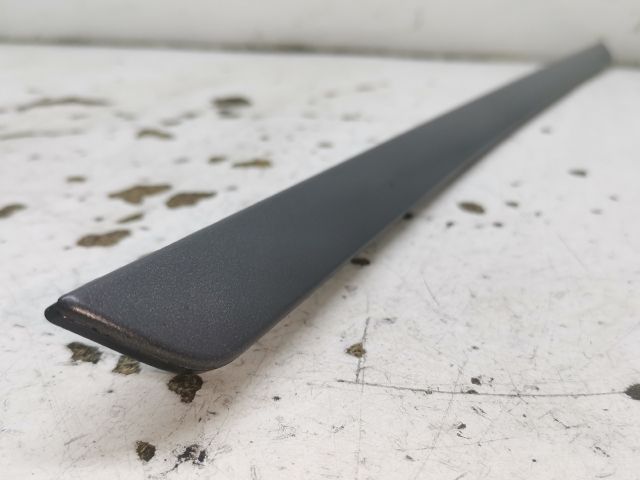 bontott VW GOLF V Jobb hátsó Ajtó Kárpit Díszléc