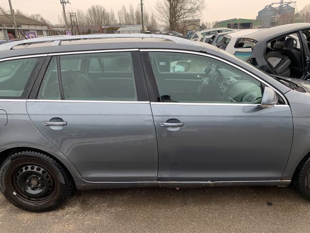 bontott VW GOLF V Jobb hátsó Ajtó Kárpit