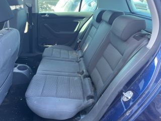 bontott VW GOLF V Jobb hátsó Ajtó Kárpit