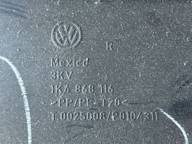 bontott VW GOLF V Jobb hátsó Ajtó Kárpit