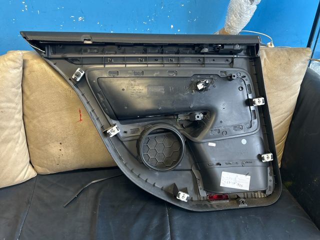 bontott VW GOLF V Jobb hátsó Ajtó Kárpit