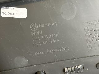 bontott VW GOLF V Jobb hátsó Ajtó Kárpit